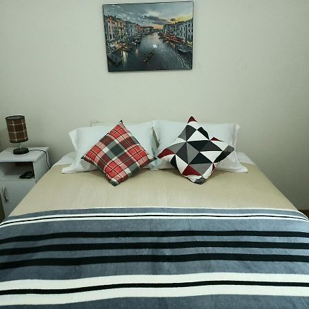 Departamento Moderno, Familiar Y Acogedor. Apartment โกชาบัมบา ภายนอก รูปภาพ
